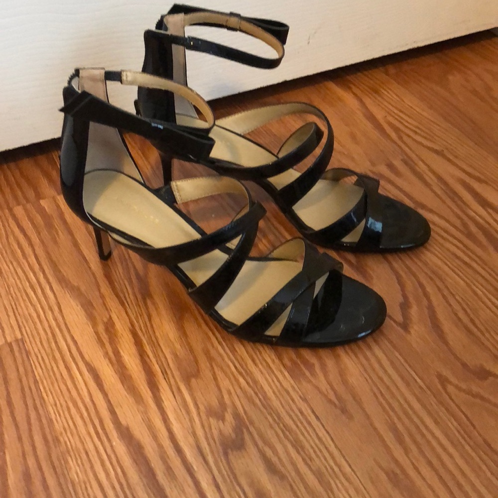 Size 9 Ann Taylor Leather Sandals